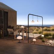 Ladattava LED-pöytävalaisin Sponge table, 40,5 cm korkea, musta