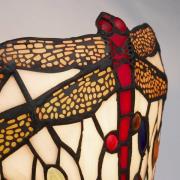 Sudenkorento seinävalaisin Tiffany-tyyliin