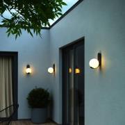 Ulkonkivivalaisin Dalius, musta, pallovarjostin valkoinen