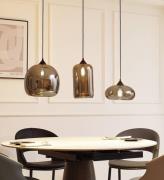 Lindby Arloris-riippuvalaisin, jossa 3 savulasivarjostinta