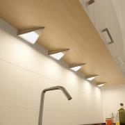 Prios Odia LED-kaapinalusvalaisin, ruostumaton teräs, 5-lamppuinen.