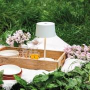 Zafferano Olivia mini akkukäyttöinen pöytälamppu, valkoinen