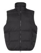 Recycle Jun Vest Liivi Black Mads Nørgaard