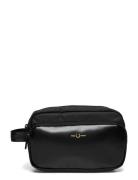 Nylon Twill Lthr Wash Bag Toilettilaukut Black Fred Perry