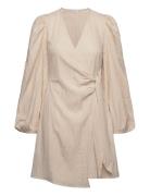 Axelle Wrap Dress Lyhyt Mekko Cream Bubbleroom