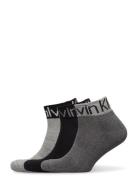 Ck Men Quarter 3P Logo Welt Nilkkasukat Lyhytvartiset Sukat Grey Calvi...