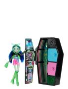 Skulltimate Secrets Neon Frights Ghoulia Yelps Doll Toys Dolls & Acces...