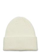 Beanie Carin Accessories Headwear Beanies Cream Lindex