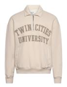 Hco. Guys Sweatshirts Tops Sweat-shirts & Hoodies Sweat-shirts Cream H...