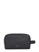 Ck Must Washbag Toilettilaukut Black Calvin Klein