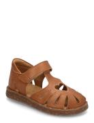 Sandals - Flat - Closed Toe Shoes Summer Shoes Sandals Brown ANGULUS
