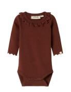 Nbfgayo Koj Ls Slim Body Lil Pitkähihainen Body Brown Lil'Atelier