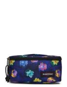 Traver Toilettilaukut Blue Eastpak