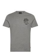 Highlander Graphic T-Shirt Tops T-shirts Short-sleeved Grey Lyle & Sco...